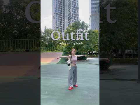 Today is my 출근길 Outfit✅ㅣ💿: @cortis_bighit 🩶