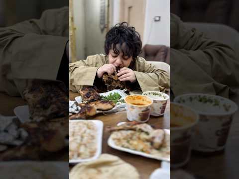 شوفوا عملت ايه معاه!!