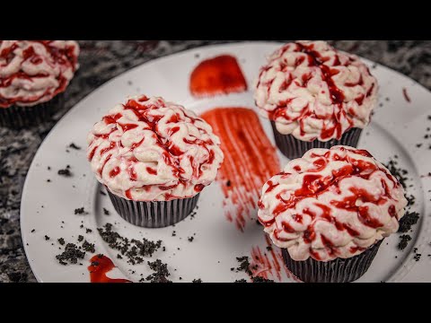 Spooky BRAIN CUPCAKES for Halloween | chocolate cupcakes with cream cheese frosting recipe
