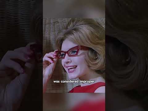100 years of #women ‘s #eyewear #trends #foryou #youtubeshort #fashion #1950s #glasses
