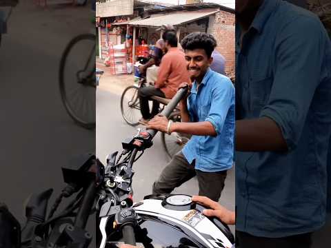 4v modified bike lover #motovolgger #bikerider #motovlo #bikeenthusiast #rider #bikelover #stunt