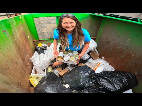 Dumpster Diving Is Life CRAZY Amount Of Food For Free