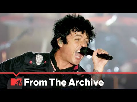 Green Day Performs &quot;Basket Case&quot; | 2019 EMAs