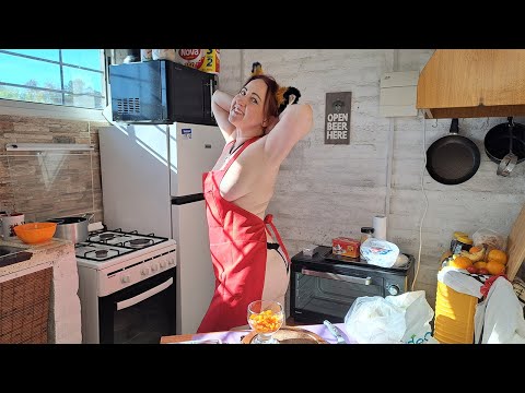 I'm making dessert. My new сooking show. Nudist kitchen. Uruguay. Mila naturist.