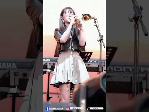 Terompet yang lagi viral nih 😄 Zhao Lei Time Of Our Live #shorts