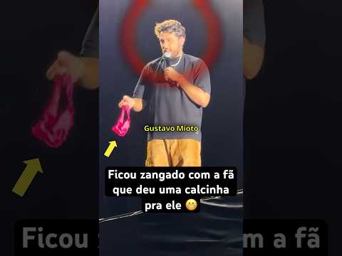 Gustavo Mioto CHAMA A ATENÇÃO de uma fã..