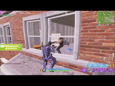 MrSavageM destroyed Dakotaz in Qualifiers with Quick Scope Snipe