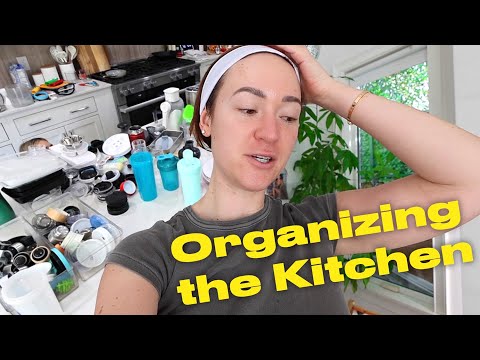 I Hired a Professional Organizer to Clean Out My Kitchen!!