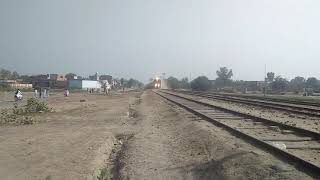 Arriving at basirpur railway station 38dn fareed express train lead by locomotive Geu20 4570