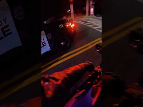 Wild Red Light Showdown: Cars vs. Cops, and I’m in the Mix! 🚦 #policechase #closecall #motovlog