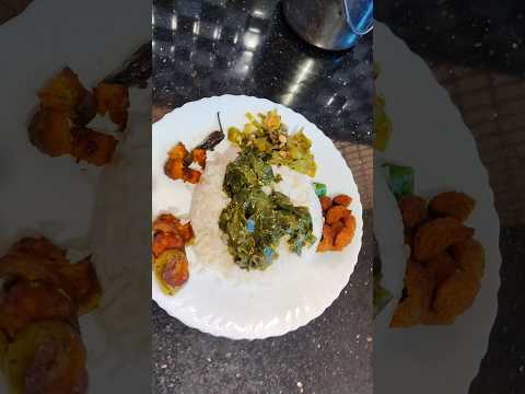 🍱 𝐇𝐨𝐦𝐞𝐥𝐲 𝐟𝐨𝐨𝐝😋❤️#foodrecipes #foodlover #foodie #subscribenow #keralastyle #homelyfoods