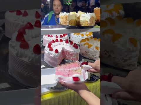 Nueva técnica para servir los pasteles #pasteles #pasteleria #cake #dessert #reels #shorts #fyp