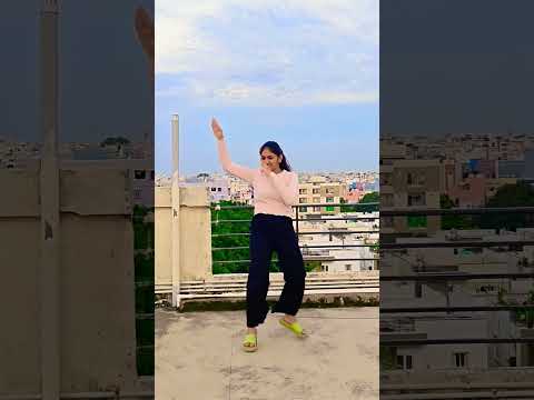 #monica #coolie #poojahegde✨🎉 #hyderabad #trending #shorts #dance @Gattasisters0613 😍