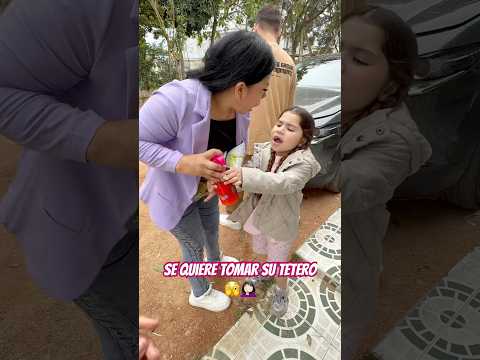 Se quiere tomar su tetero🫣🤦🏻‍♀️ #humor #diversionsinlimites #comedia #diversiongarantizada