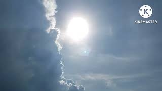 Light in the sky! 😲🤔 probably glare but you decide!