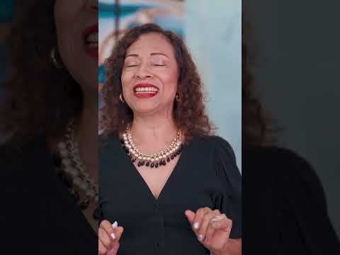 Mala madre le hizo esto a su hija por que envidiaba su belleza y quería quedarse con su prometido.