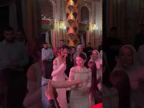 رقص وفرحة ملك زاهر من عقد قرآن شقيقتها امس. المحتوى بأسلوب جميلة جلال | اشتركوا وفعلوا الجرس