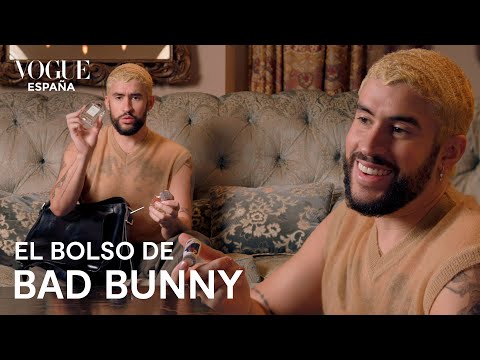 ¿Qué hay en el bolso de Bad Bunny? | VOGUE España