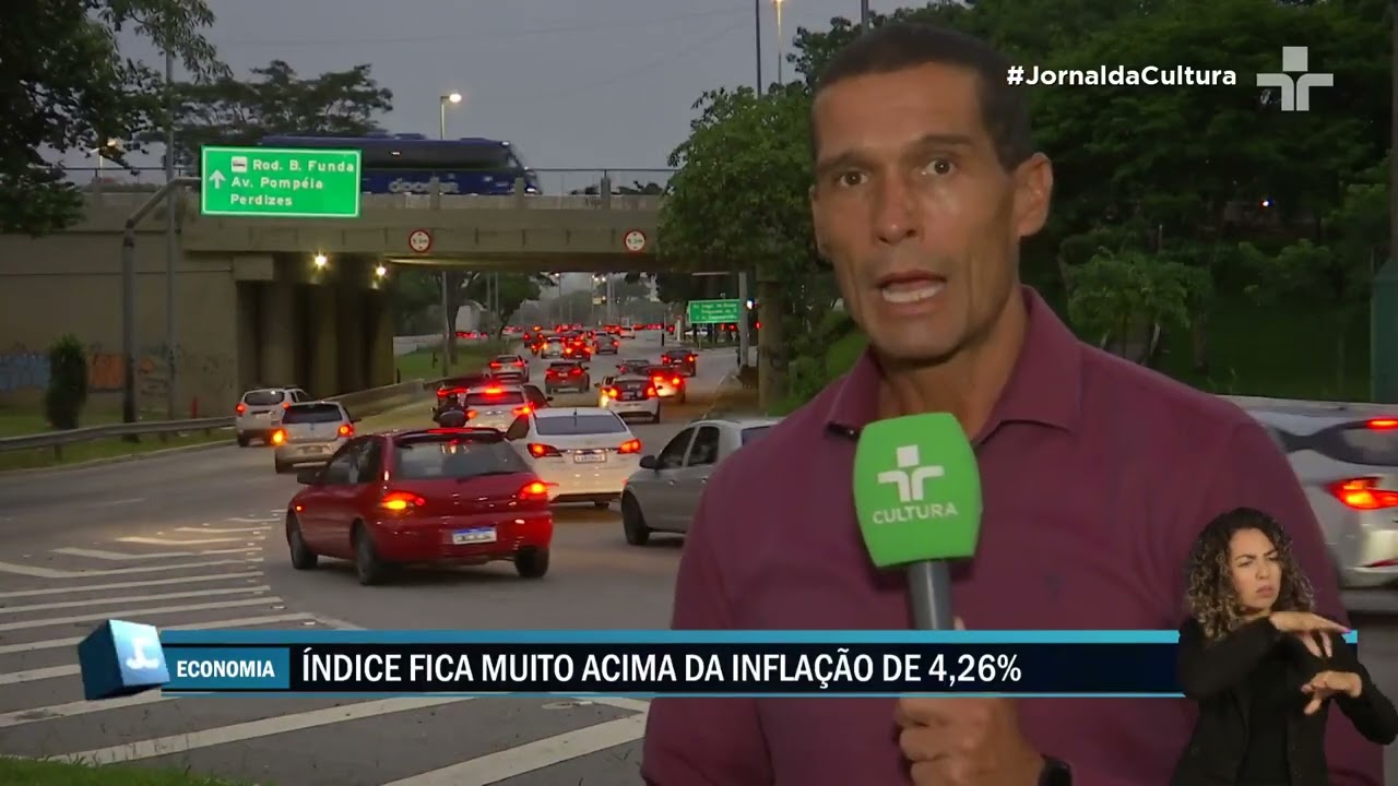 Custo de apps de transporte ficou 56% mais caro no último ano