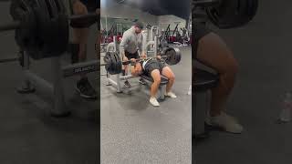 How’s that at 190lbs? #gymbro #gym #benchbody #fitnessbench #fitness