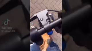Ente auf Escooter durch die Stadt | Ghana Präsident besucht Schule Musik | Bombaclat #bismillah