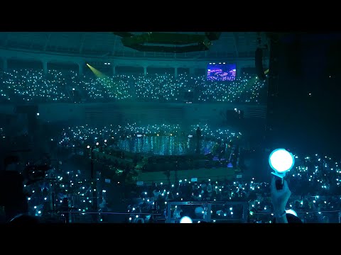 [4K] 231120 ARMY BOMB WAVE 아미밤 파도타기 2번 (하자는 거 다 해주는 정국이) :: JUNGKOOK | 'GOLDEN' Live On Stage FANCAM