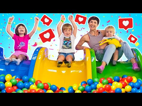 Andiamo al parco giochi per bambini insieme a Una mamma per Lucky! Video per bambini piccoli