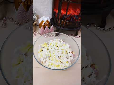 Салат с Копченой Курицей и Апельсином