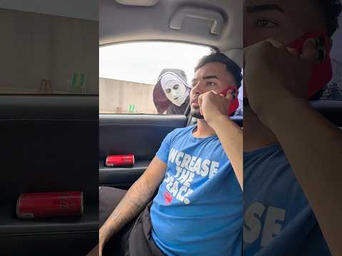 A FREIRA TÁ NOS SEGUINDO E O GOIABA NÃO ACREDITA EM MIM! SOCORRO! #shorts