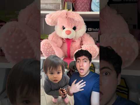 AYUDA! Mi conejo rosa vomitó 🤮