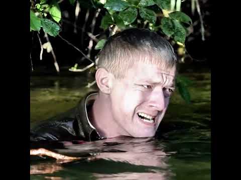 Soldado se sumerge para volar puente (Giro) muere en acción#shorts #csy60128kqsxd