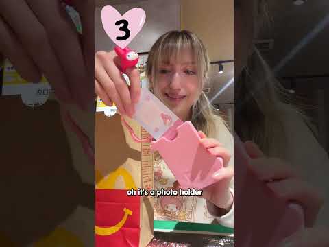 NEW! Sanrio Happy Meal Toys in Japan! 😍