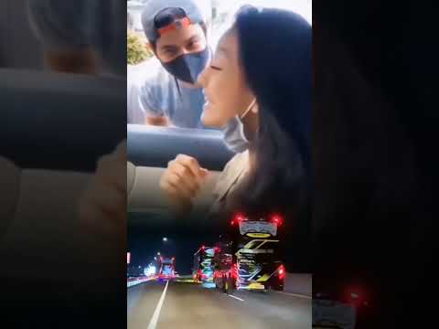 Diputar bolak balik masih aja senyum2 sendiri#lucu #videoviral #shortsvideo