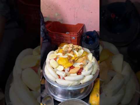 Best Mix Fruit Juice of India (Agra) 🇮🇳 5 Minute mai 100 Glass khatam 😍 #ytshorts #agra #foodies