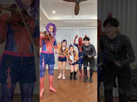 <strong>Spider</strong>-Man <strong>and</strong> Rumi Play Red Light, Green Light 🕷️🌸 #kpopdemonhunters #HUNTRIX #KPOP #SPIDERMAN