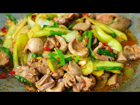 เคล็ดลับการทำ เครื่องในไก่ผัดพริกหยวก ให้อร่อยเข้มข้นไม่คาว Stir-fried Chicken Offal