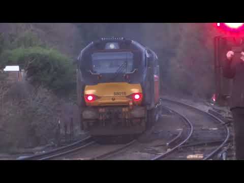 68016 'Fearless' & 68018 'Vigilant' thrashing past Wareham for Crewe (08/01/23)