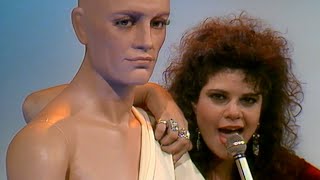 דפנה ארמוני - סיפור בג'ינס | קליפ