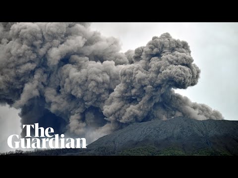 Indonesia: Mount Merapi erupts, killing 11 climbers