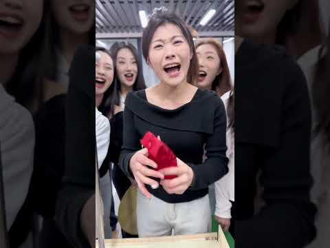 Shovel Coin Challenge Funny Office Shovel Coin Challenge Office Game Funny Office Funny #shorts