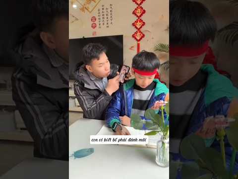 Thằng quý tử hôm nay quyết tâm học mà nó lạ lắm