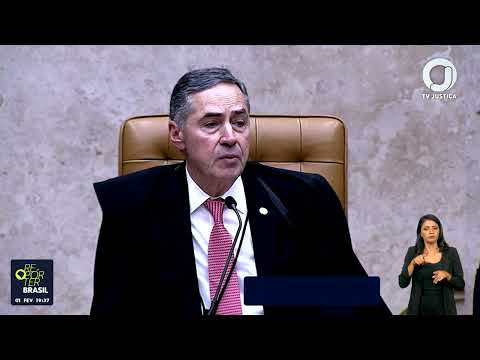 Ato no STF valoriza democracia após 8/01