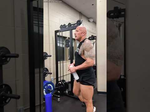 Kenapa Badan The Rock Jadi Kurus?