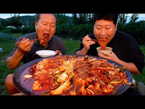 묵은지찜에 소갈비와 오겹살을 한 번에! 소갈비오겹살 묵은지찜!! (Braised Kimchi with 2 meats) 요리&먹방!! - Mukbang eating show