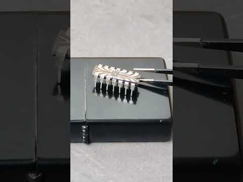 How to use laser engraving to clean and remove glue chips, maybe ComMarker B6 can#chips   #laser