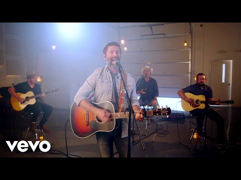 Josh Turner - Your Man (Outdoor Channel Performance)