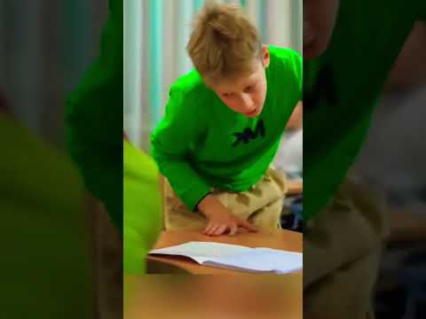 انقلب السحر علي الساحر الغلام اراد فعل مقلب انقلب علية