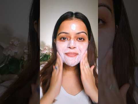 Trying 2 FINGER SUNSCREEN RULE - The Correct Way To Apply Sunscreen #shorts #ashortaday