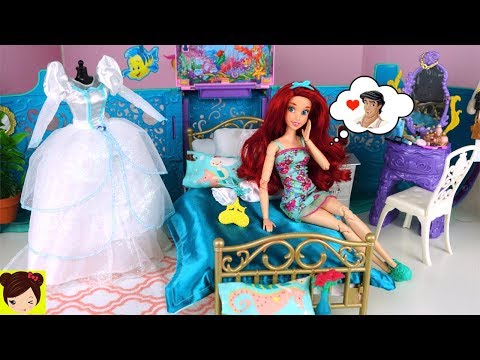 Barbie Ariel Rutina de Mañana con Vestido de Novia en Dormitorio de Sirena