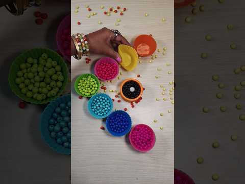 pouring beads#satisfying #shortsvideo 😍🌈❤️🎊🍊🎉✨
